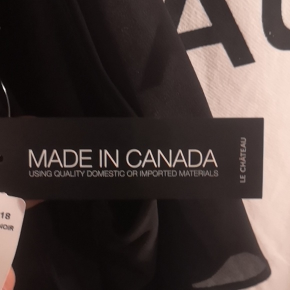 Le château dress - Picture 2 of 6